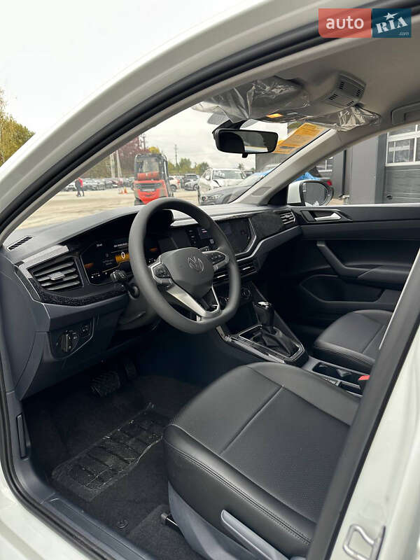 Volkswagen Jetta 2025