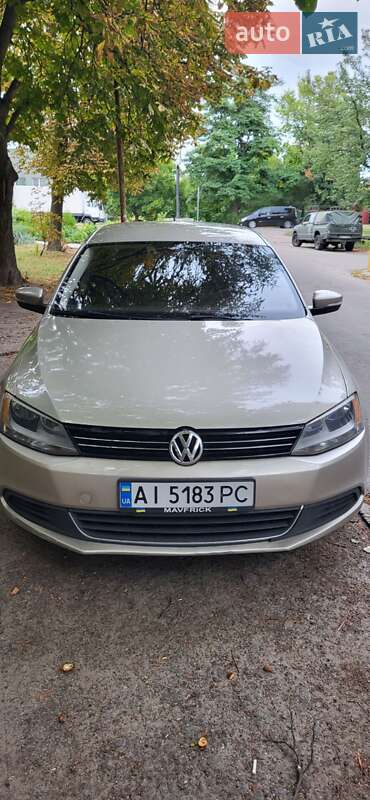 Volkswagen Jetta 2013