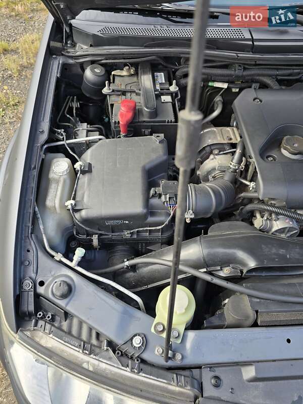 Mitsubishi Pajero Sport 2013