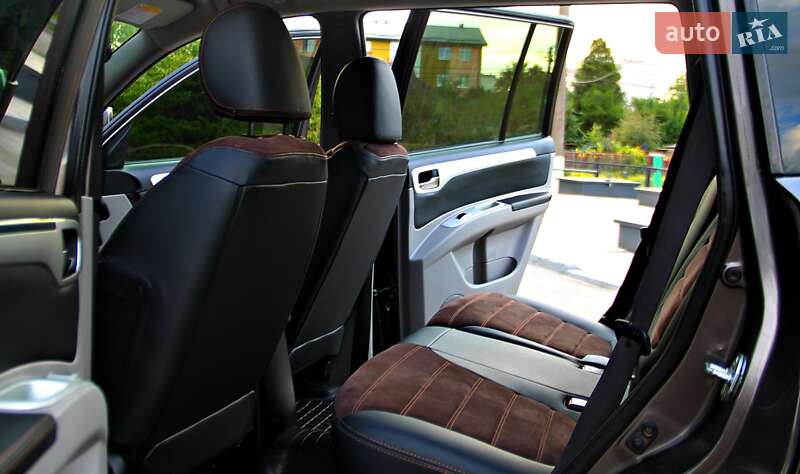 Mitsubishi Pajero 2013