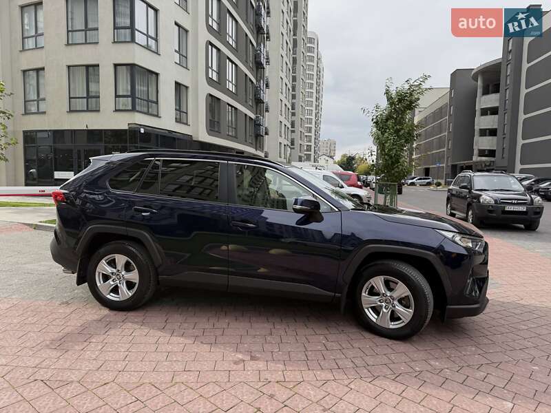 Toyota RAV4 2019
