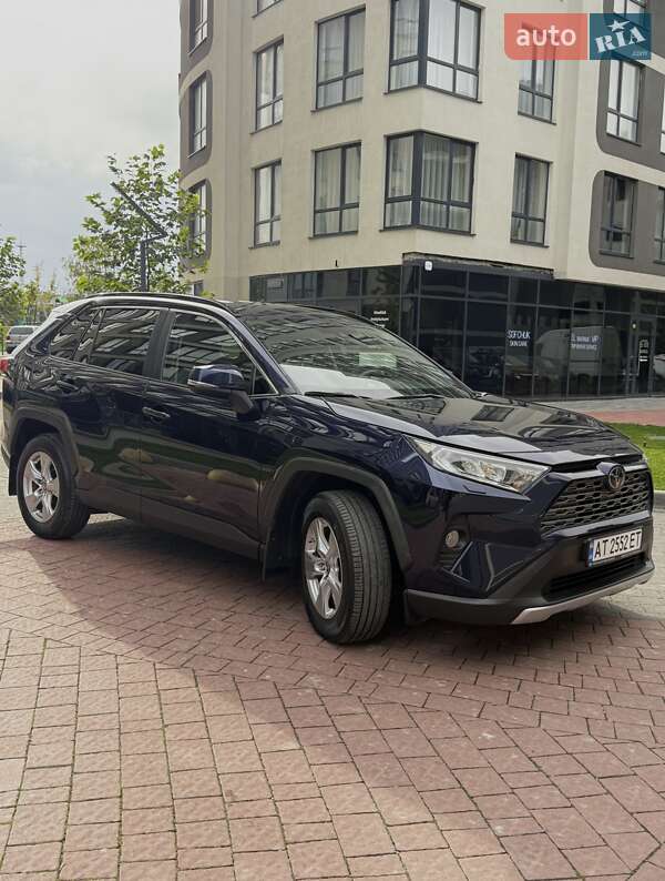 Toyota RAV4 2019