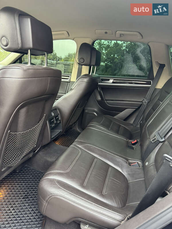 Volkswagen Touareg 2012