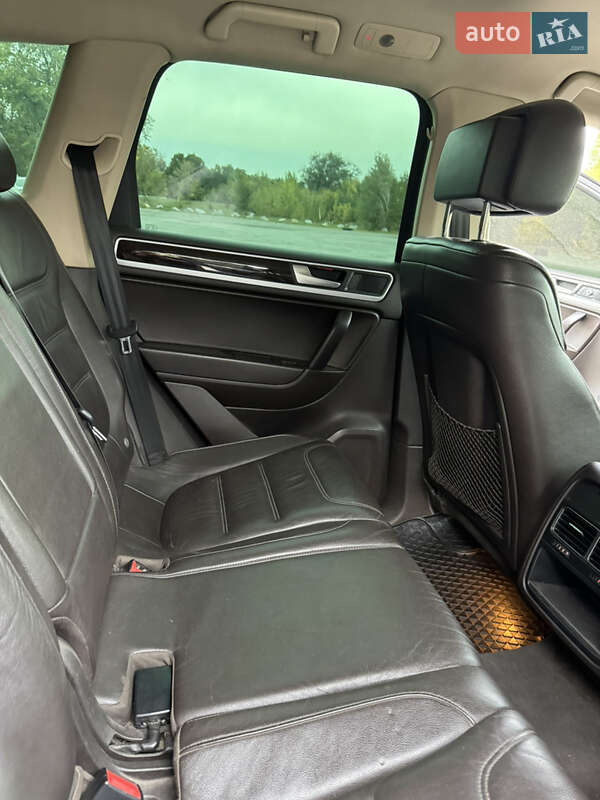 Volkswagen Touareg 2012