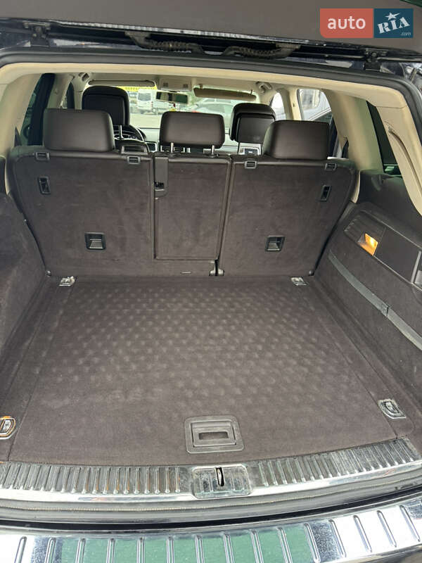 Volkswagen Touareg 2012