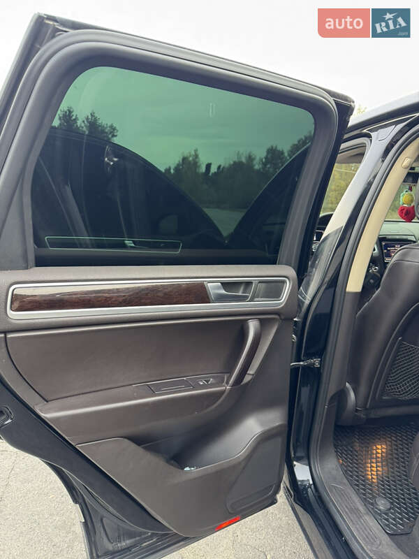 Volkswagen Touareg 2012