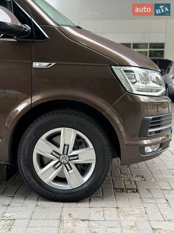 Volkswagen Multivan 2016