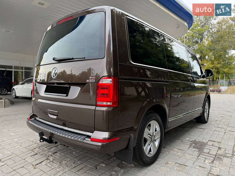 Volkswagen Multivan 2016