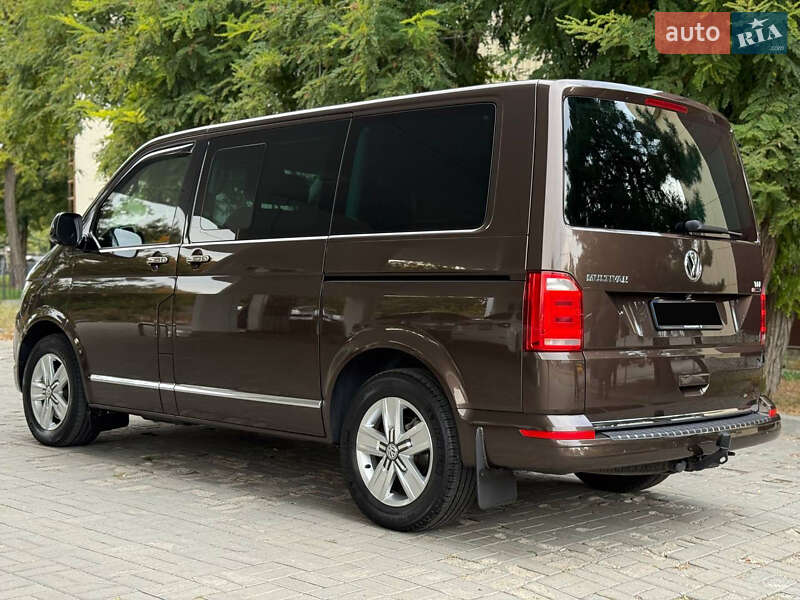 Volkswagen Multivan 2016
