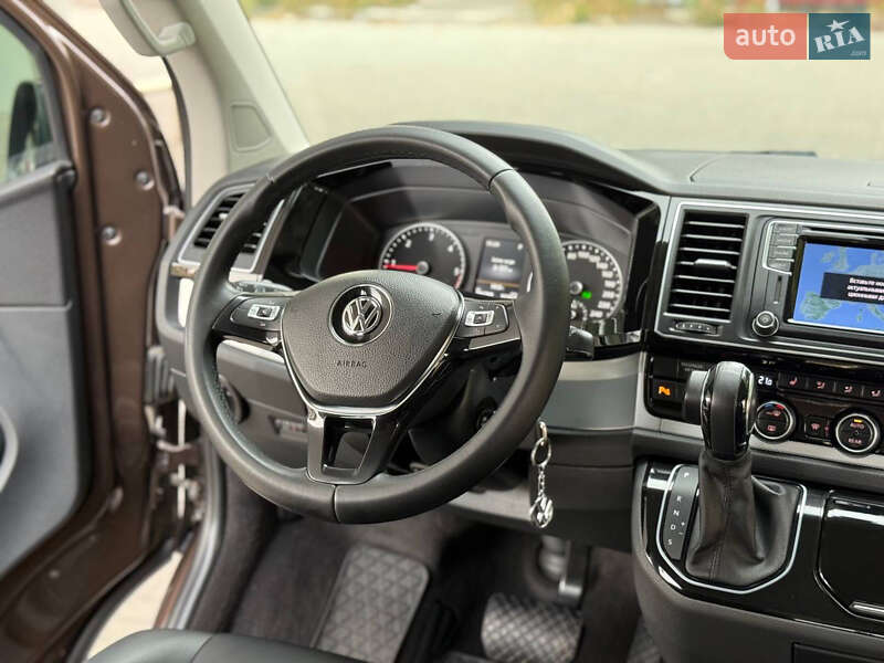 Volkswagen Multivan 2016