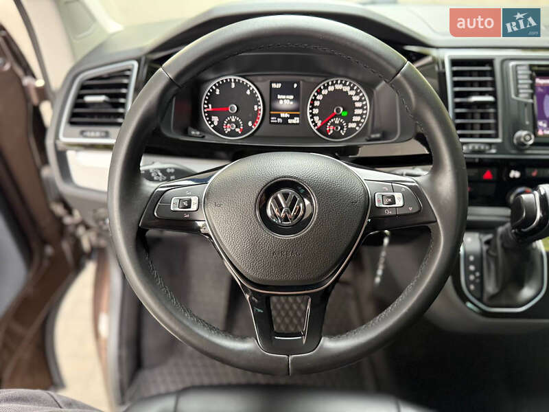 Volkswagen Multivan 2016