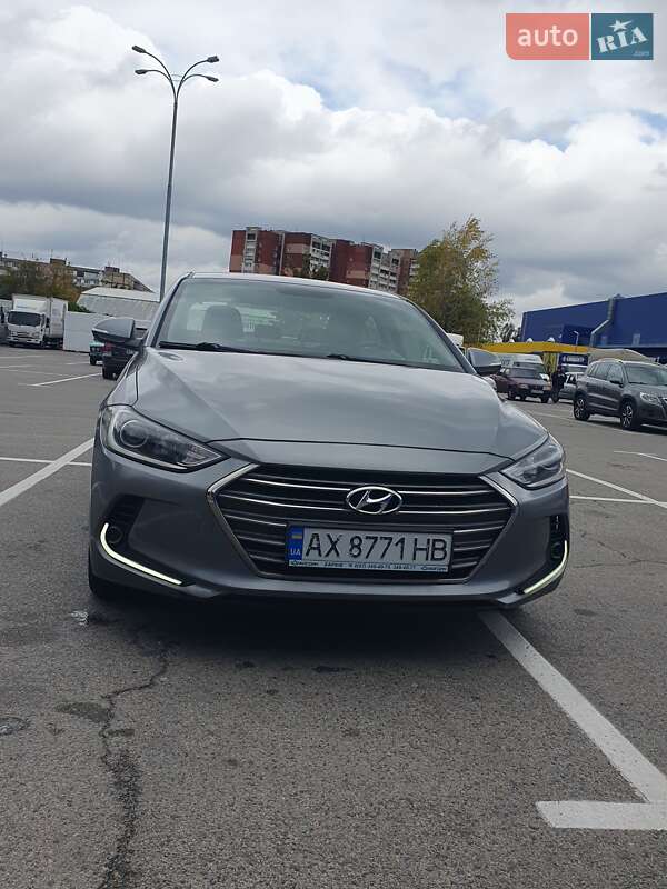 Hyundai Elantra 2018