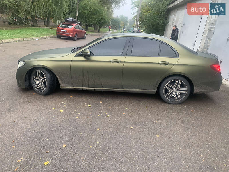 Mercedes-Benz E-Class 2016