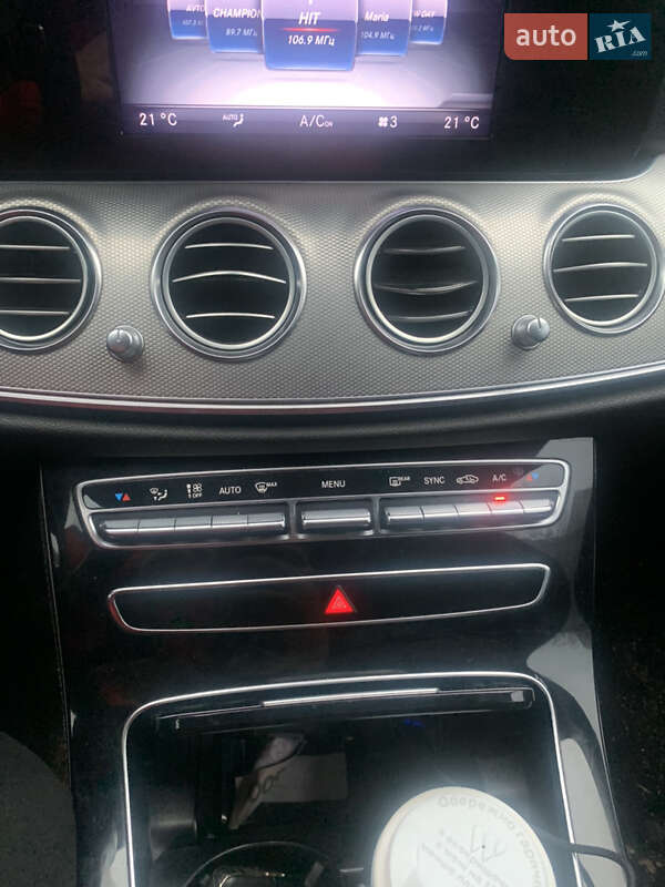 Mercedes-Benz E-Class 2016