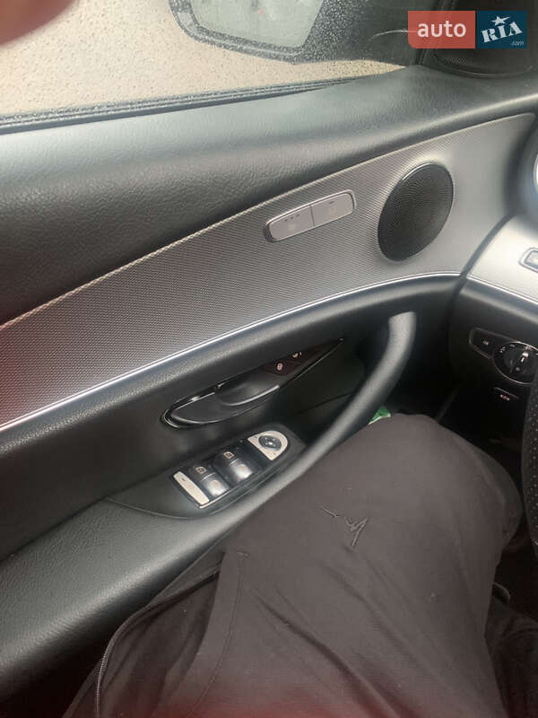 Mercedes-Benz E-Class 2016