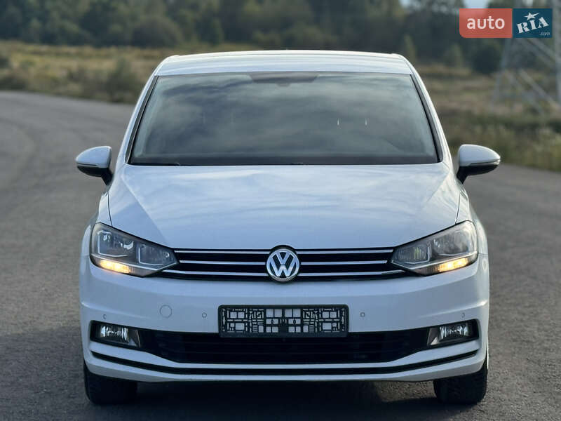 Volkswagen Touran 2016