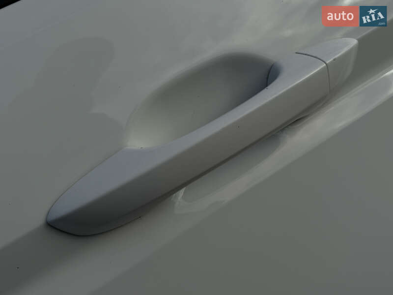 Volkswagen Touran 2016