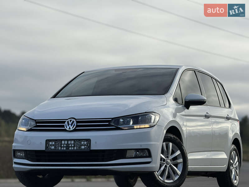 Volkswagen Touran 2016