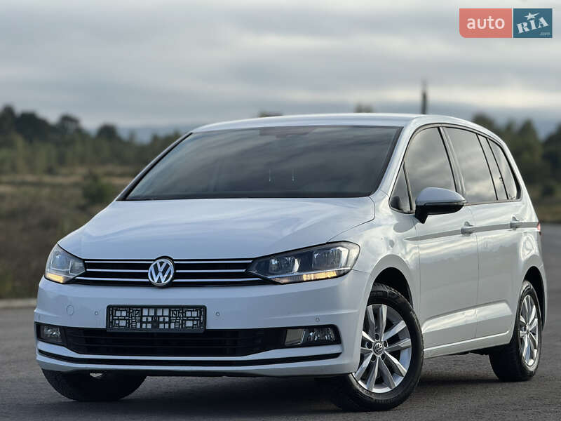 Volkswagen Touran 2016