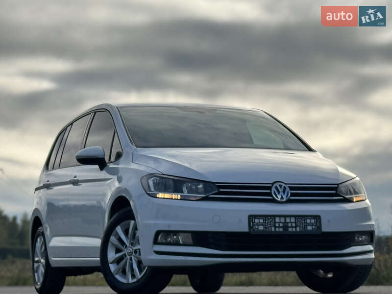 Volkswagen Touran 2016