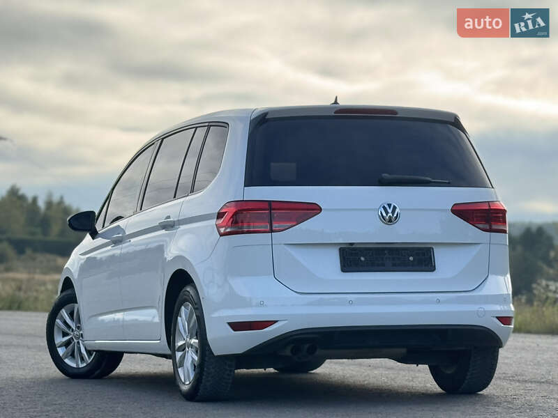 Volkswagen Touran 2016