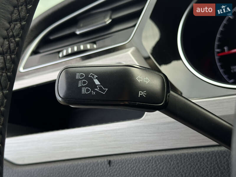 Volkswagen Touran 2016