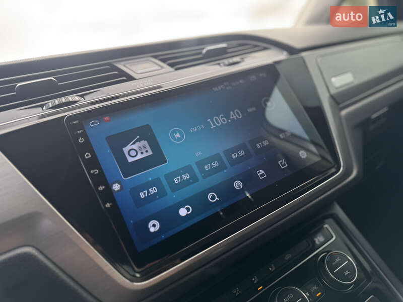 Volkswagen Touran 2016