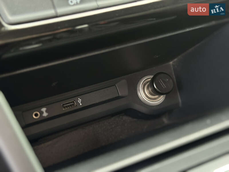 Volkswagen Touran 2016