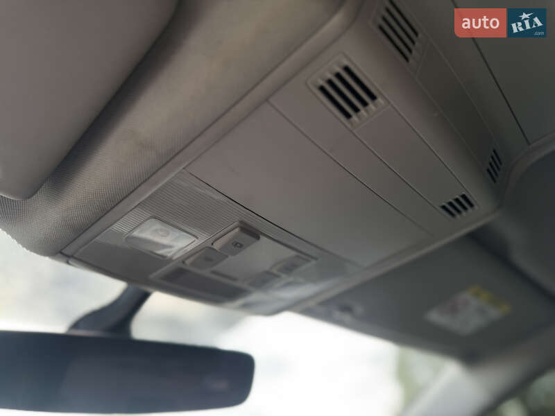 Volkswagen Touran 2016