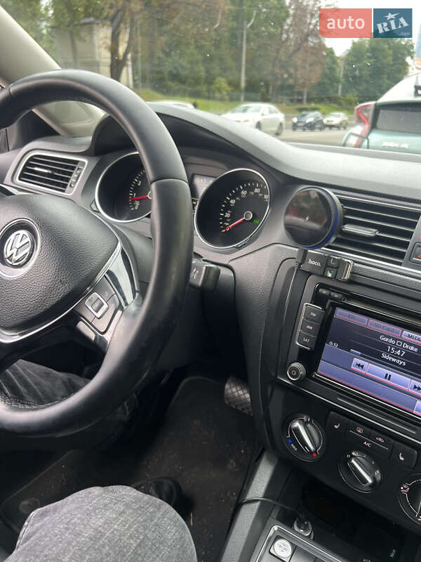 Volkswagen Jetta 2014