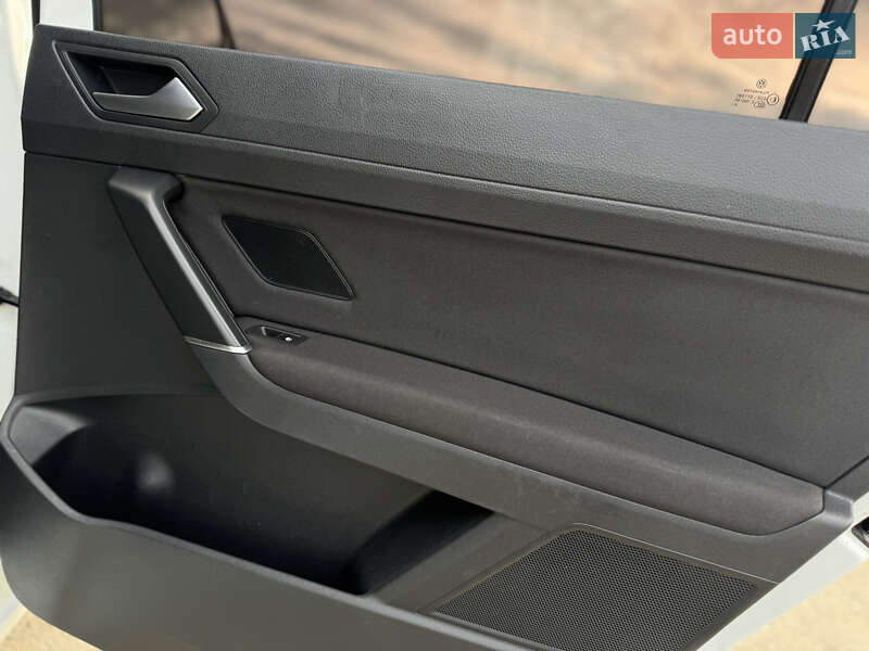 Volkswagen Touran 2016