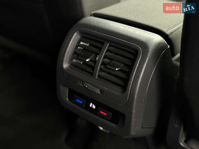 Volkswagen Touran 2016