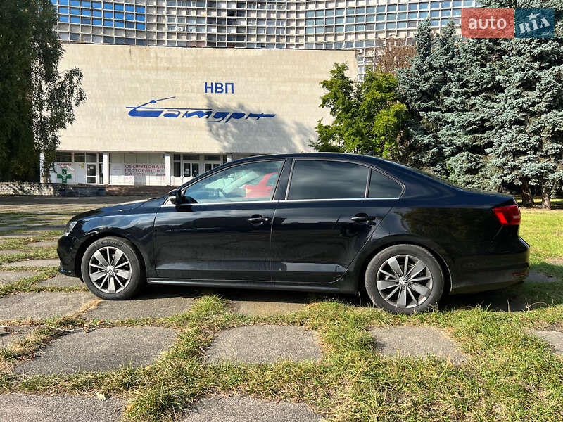 Volkswagen Jetta 2014