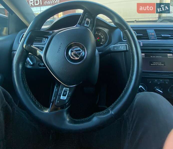 Volkswagen Jetta 2014