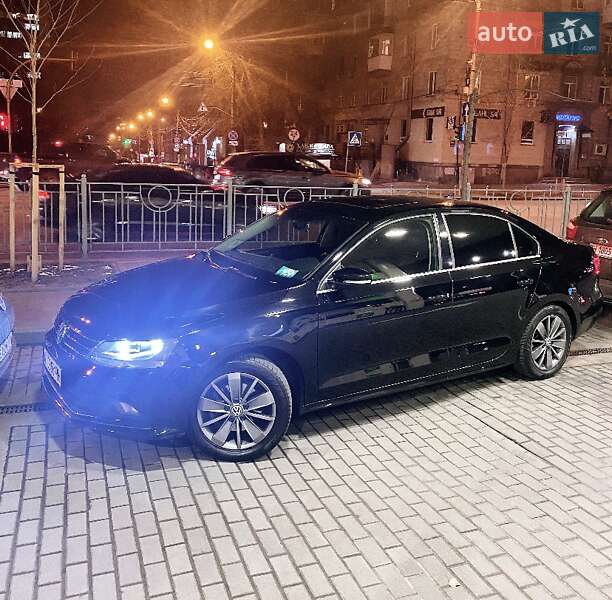 Volkswagen Jetta 2014