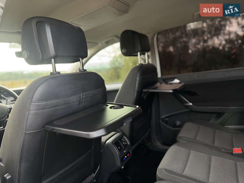 Volkswagen Touran 2016