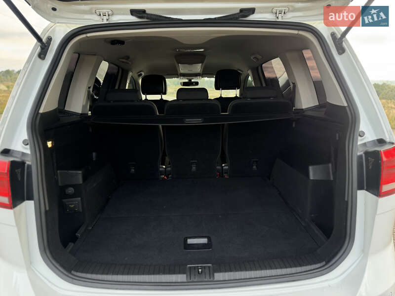 Volkswagen Touran 2016