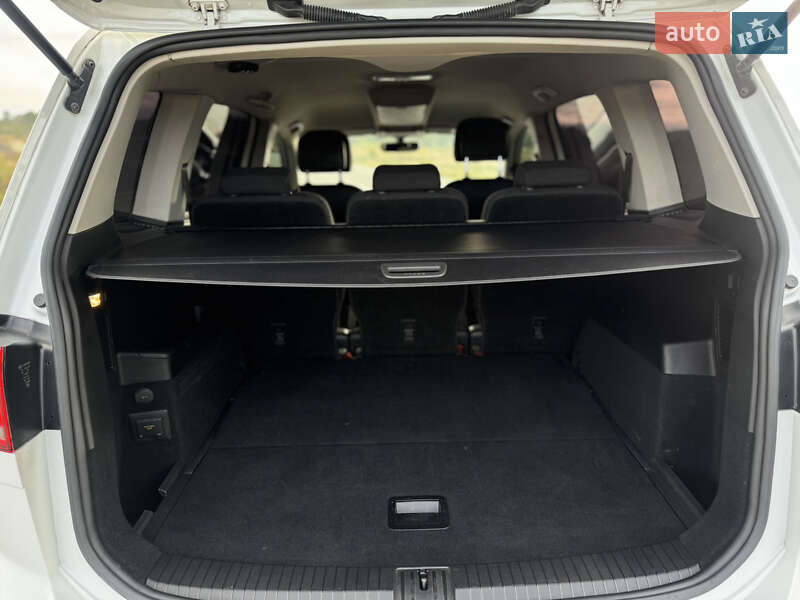 Volkswagen Touran 2016