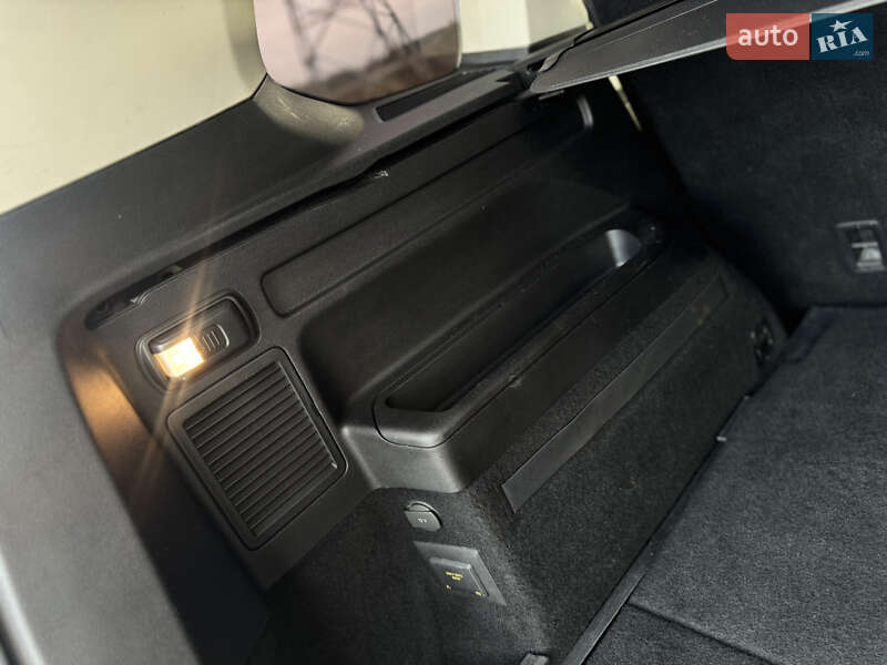 Volkswagen Touran 2016