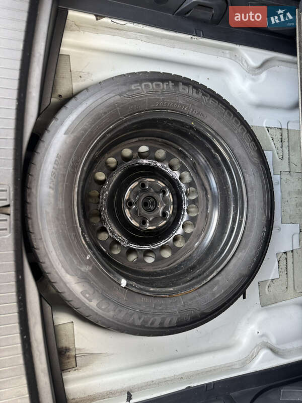 Volkswagen Touran 2016