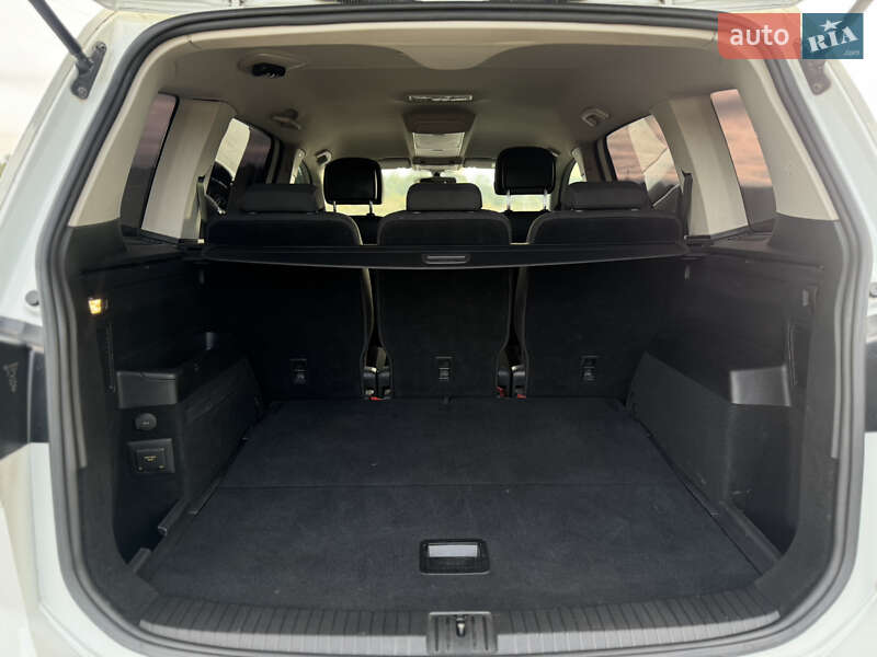 Volkswagen Touran 2016