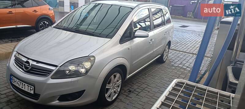 Opel Zafira 2009