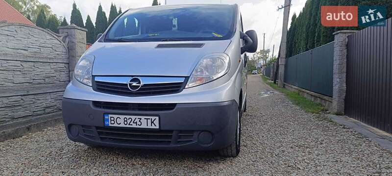 Opel Vivaro 2013