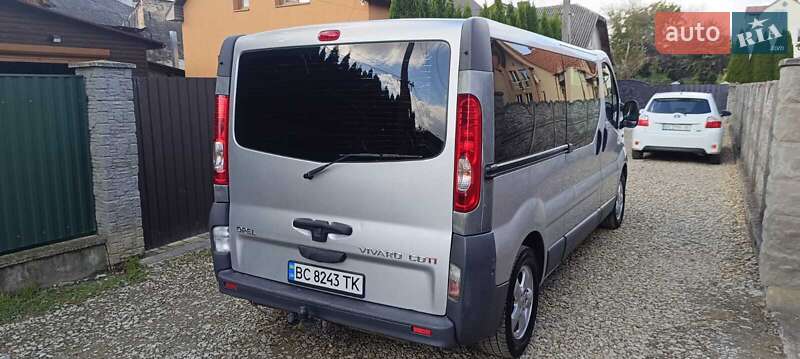 Opel Vivaro 2013