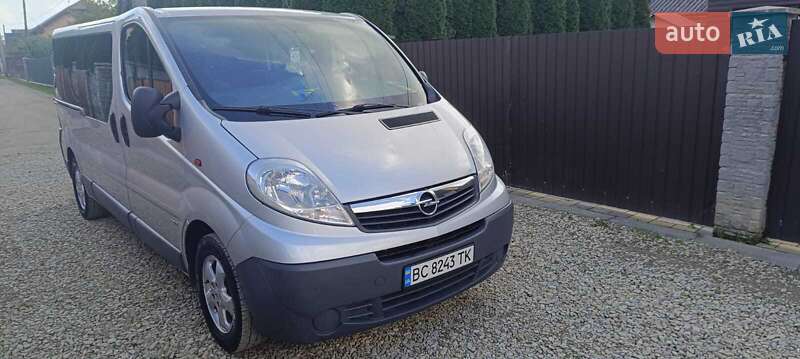 Opel Vivaro 2013