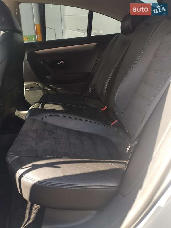 Volkswagen CC / Passat CC 2010