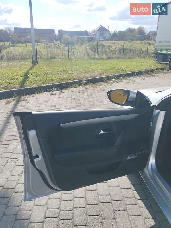 Volkswagen CC / Passat CC 2010