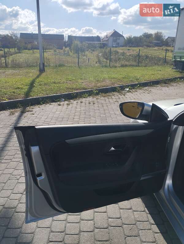 Volkswagen CC / Passat CC 2010