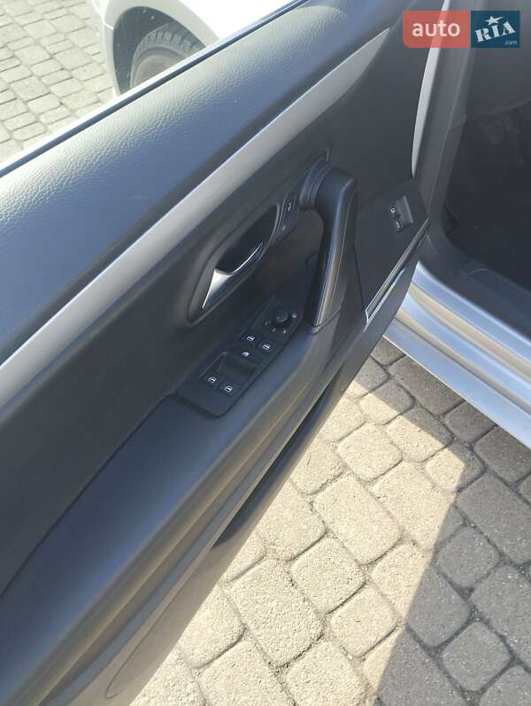 Volkswagen CC / Passat CC 2010