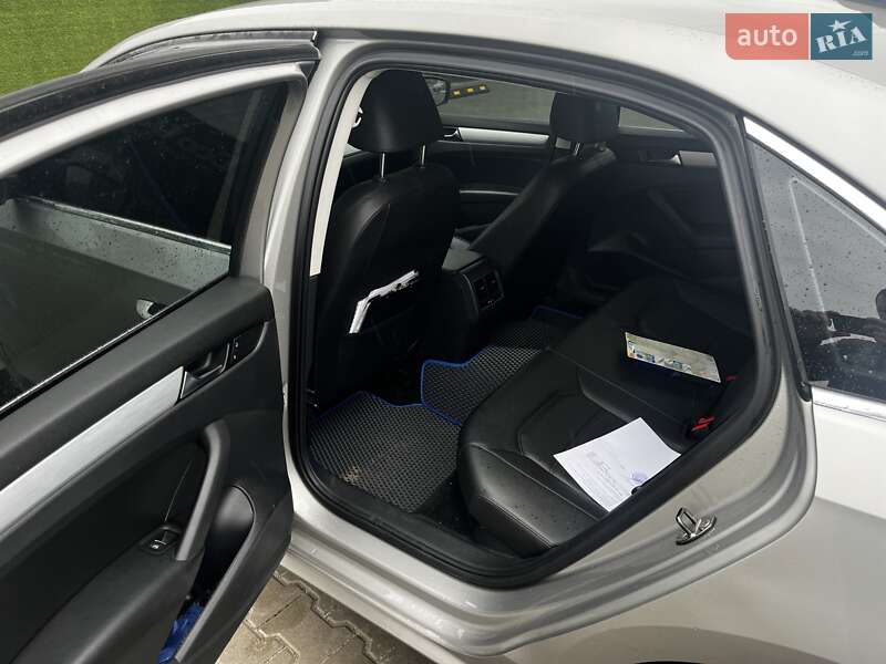 Volkswagen Passat 2012